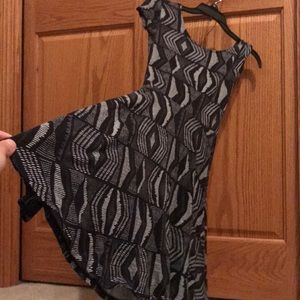 Geometric neutral dress